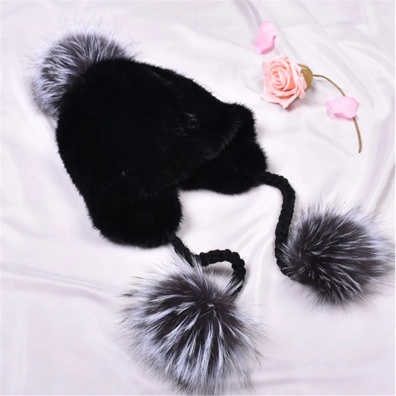 

2019 Fashion New Hot Sale A Wide Variety Of Real Mink Fur With Fox Ball Fur Hat Ladies Winter Out Warm Personality Hat.