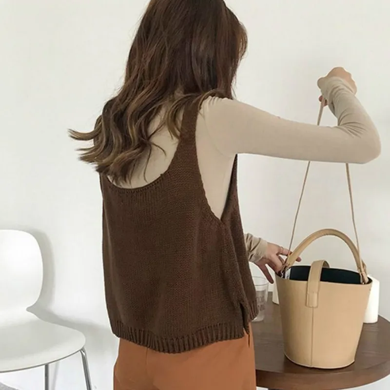 Autumn Solid Knitted Loose Casual Vest Women V-neck Sleeveless Sweaters All-match Fashion Simple Korean-style Lovely Girls Chic