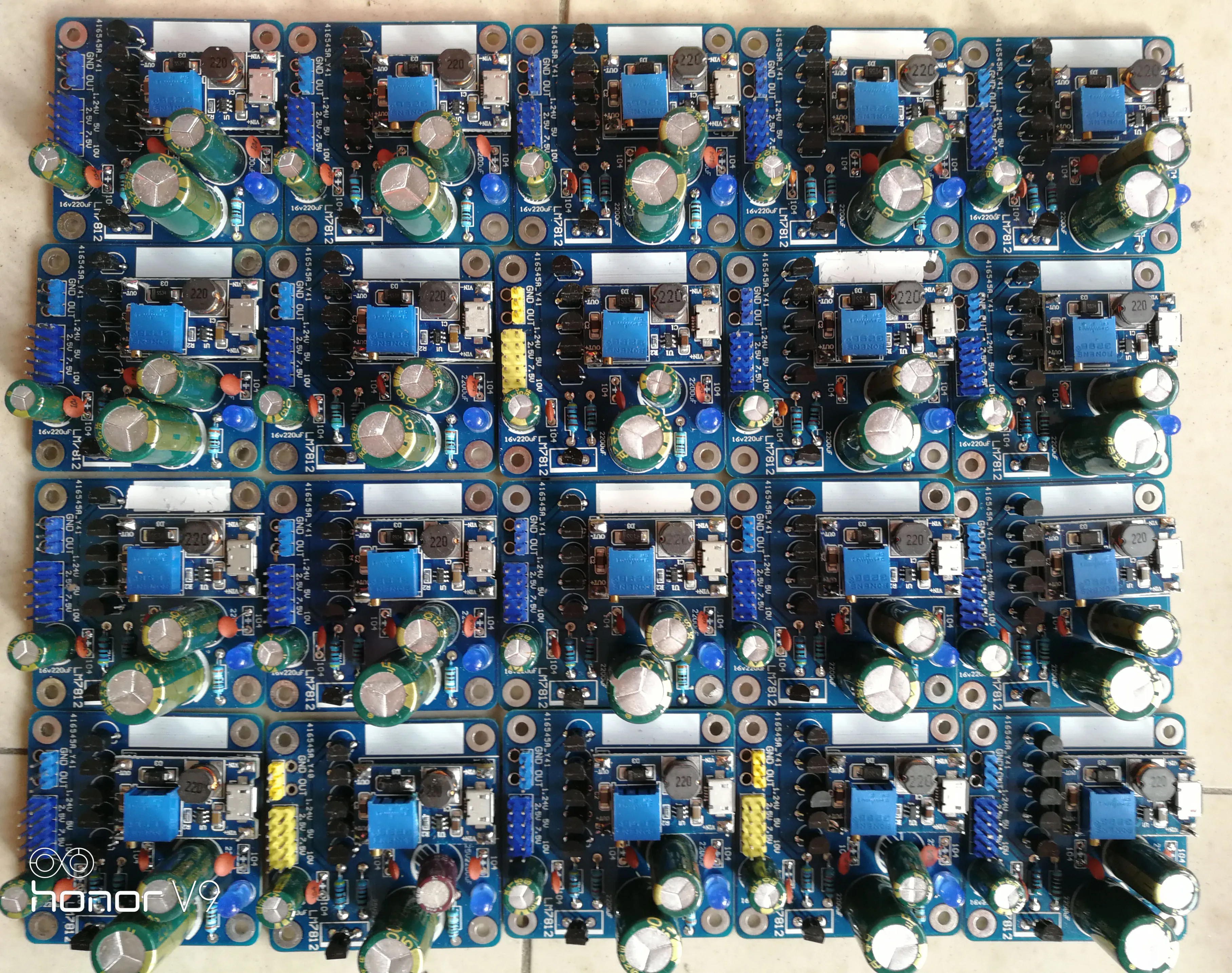 Mini Voltage Reference-One More Voltage than AD584 Voltage Reference