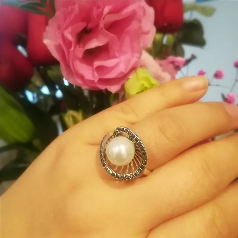 Ajojewel Geometric Hollow White Pearl Rings For Women Vintage Anel With Black Rhinestone Retro Jewelry Antique Accessories