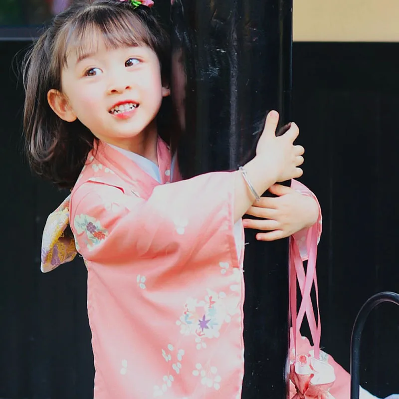 Quimono japonês de manga comprida infantil, conjunto tradicional de Yukata, trajes infantis cor de rosa, recém-chegada, LC056