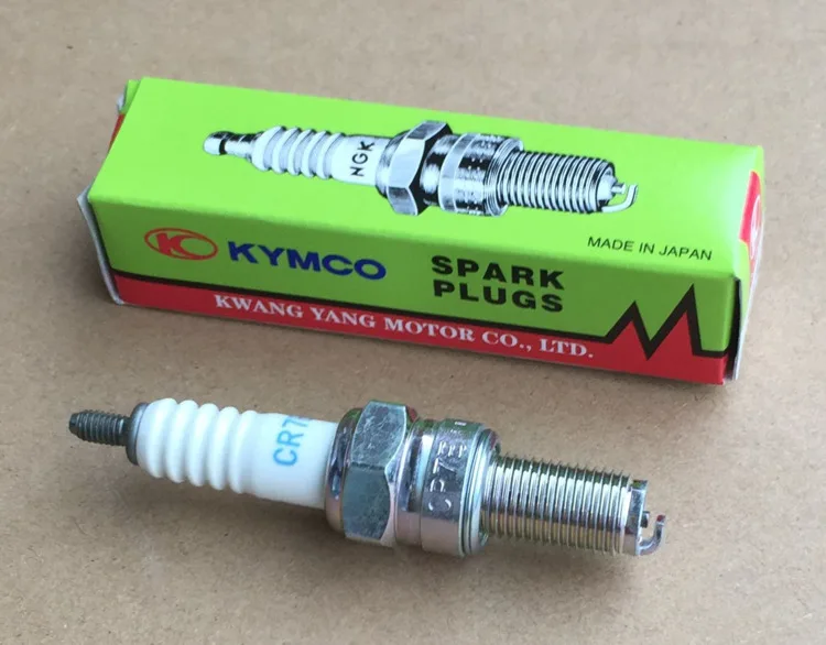 Motorcycle Spark Plug Nozzle Cr7e / Ngk for Kymco Rck180 Xciting 400s50