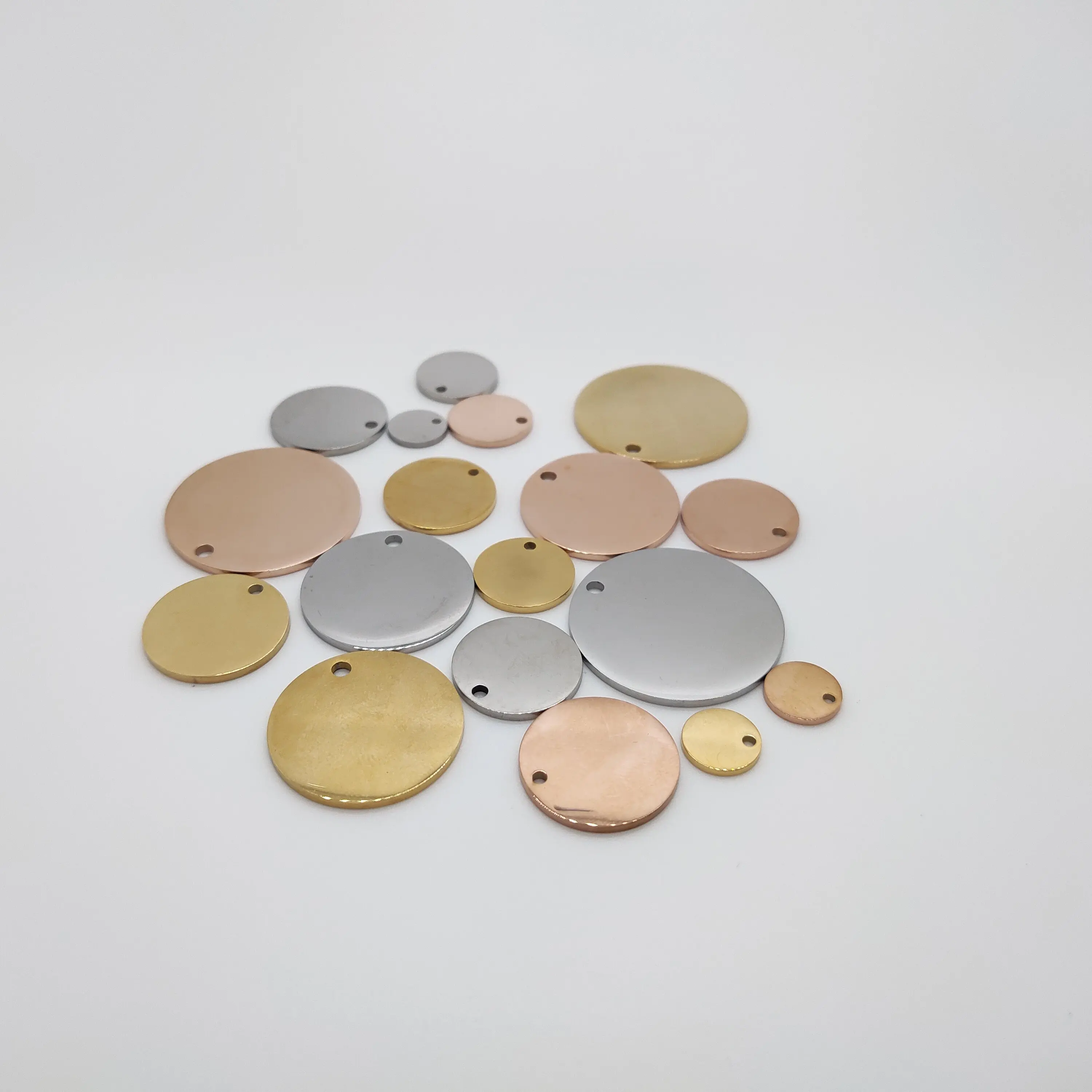 20pcs/lot Free Engraving Your Logo Or Words-stainless Steel Bracelet Charm Necklace Pendant Round Charm Logo Tag