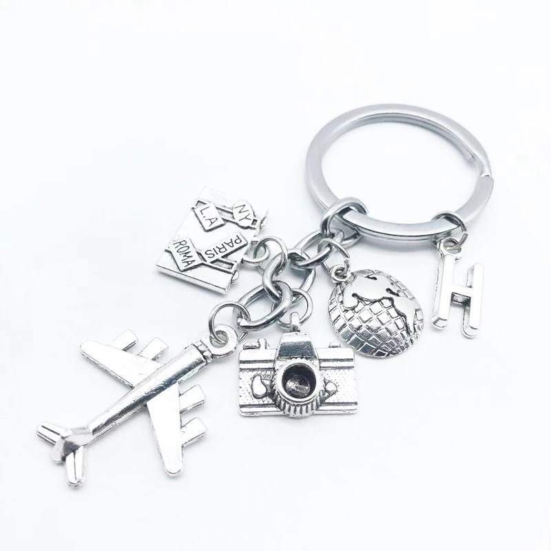 26-letter New Tour Around The World Aircraft Keychain To The Earth Camera Small Pendant Keychain Commemorative Gift