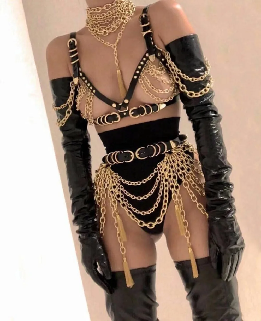 Dropshipping  Sexy Gold Chains Costume Outfit Stage Performance women Nightclub show Bra Chains Short