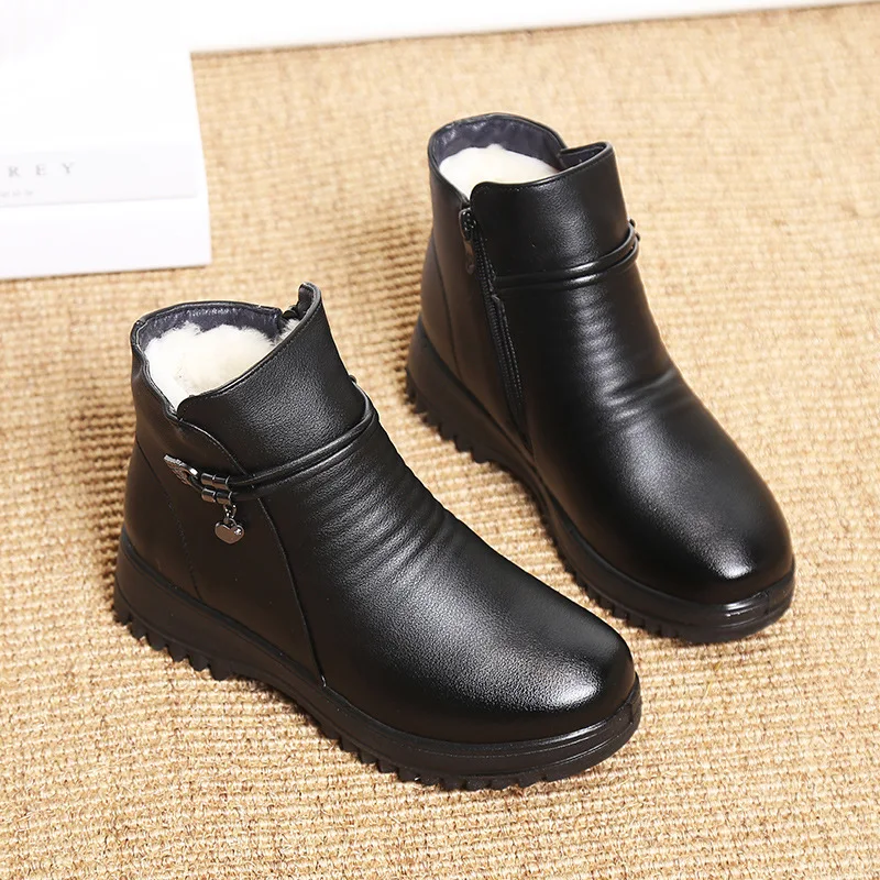 Solid Black Women Snow Boots Metal Classic Furry Winter Shoes Female Ankle Boots Plus Size 4.5-10.5 Ladies Leather Booties