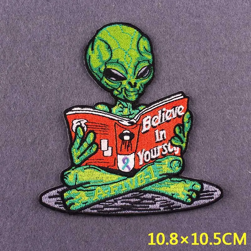 Alien UFO Patch Iron On Patches On Clothes Heat-adhesive Embroidered Patches For Clothing Astronaut Patch For Apparel Accessory