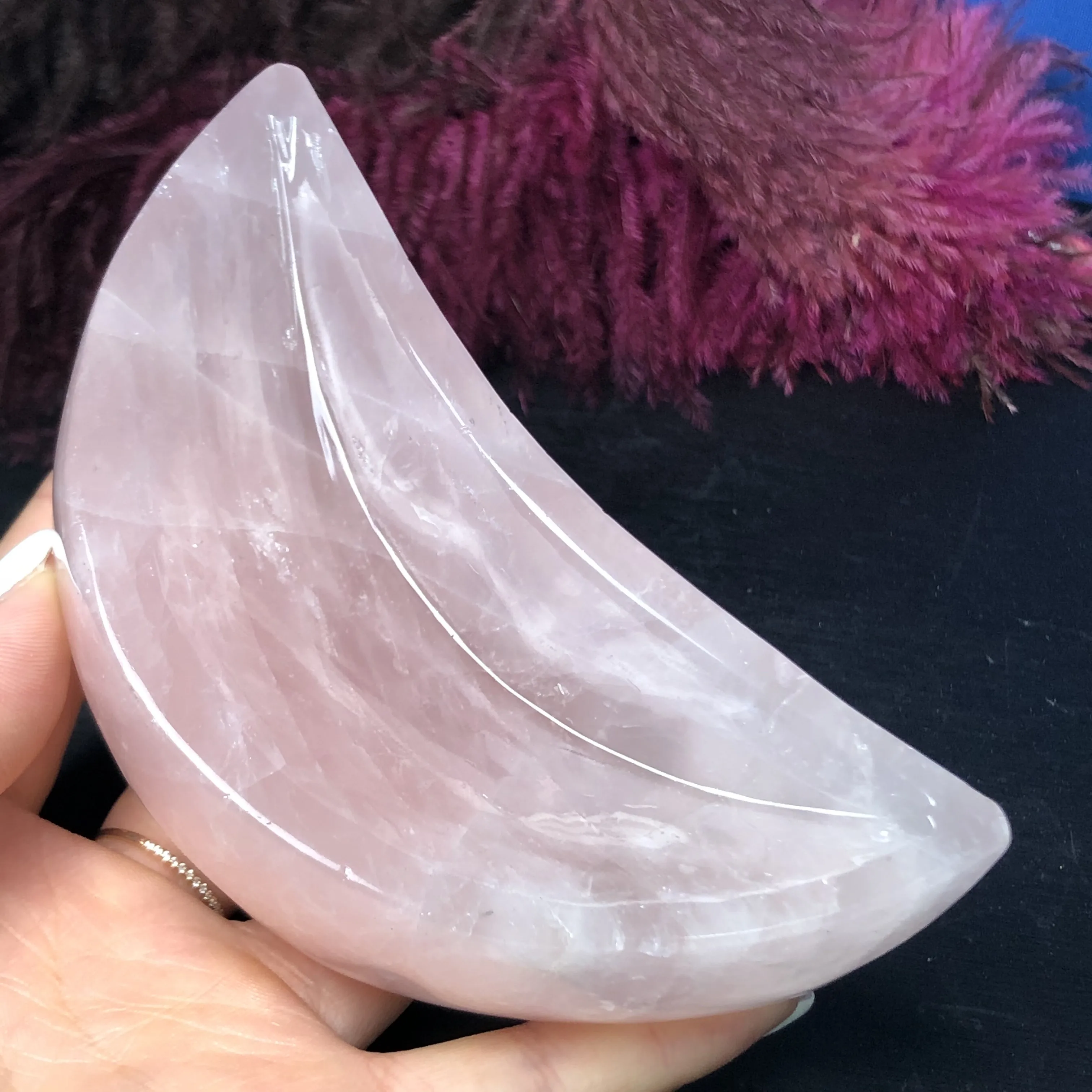 Factory Wholesale Natural Rose Quartz Stone Bowl Heart Pink Gift Carved Moon Shape Crystal Five Point Pentagram Figurine Chakra