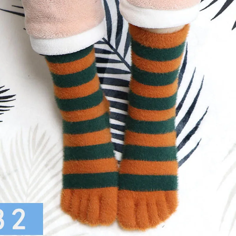 Women\'s Thick Five Finger Socks Winter Warm Coral Fleece Fluffy Toe Socks Striped Soft Cozy Hosiery Girls Female Floor Slippers