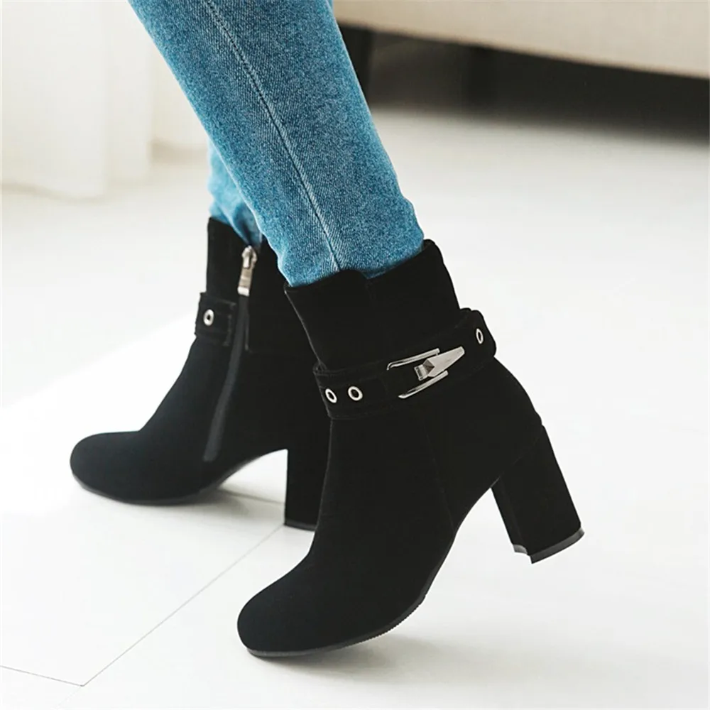 Large Size Round Toe Square Heel For Women Boots Fashion Buckle Ankle Boots Women Shoes Zipper Cheap High Heel Boots Woman 31-43