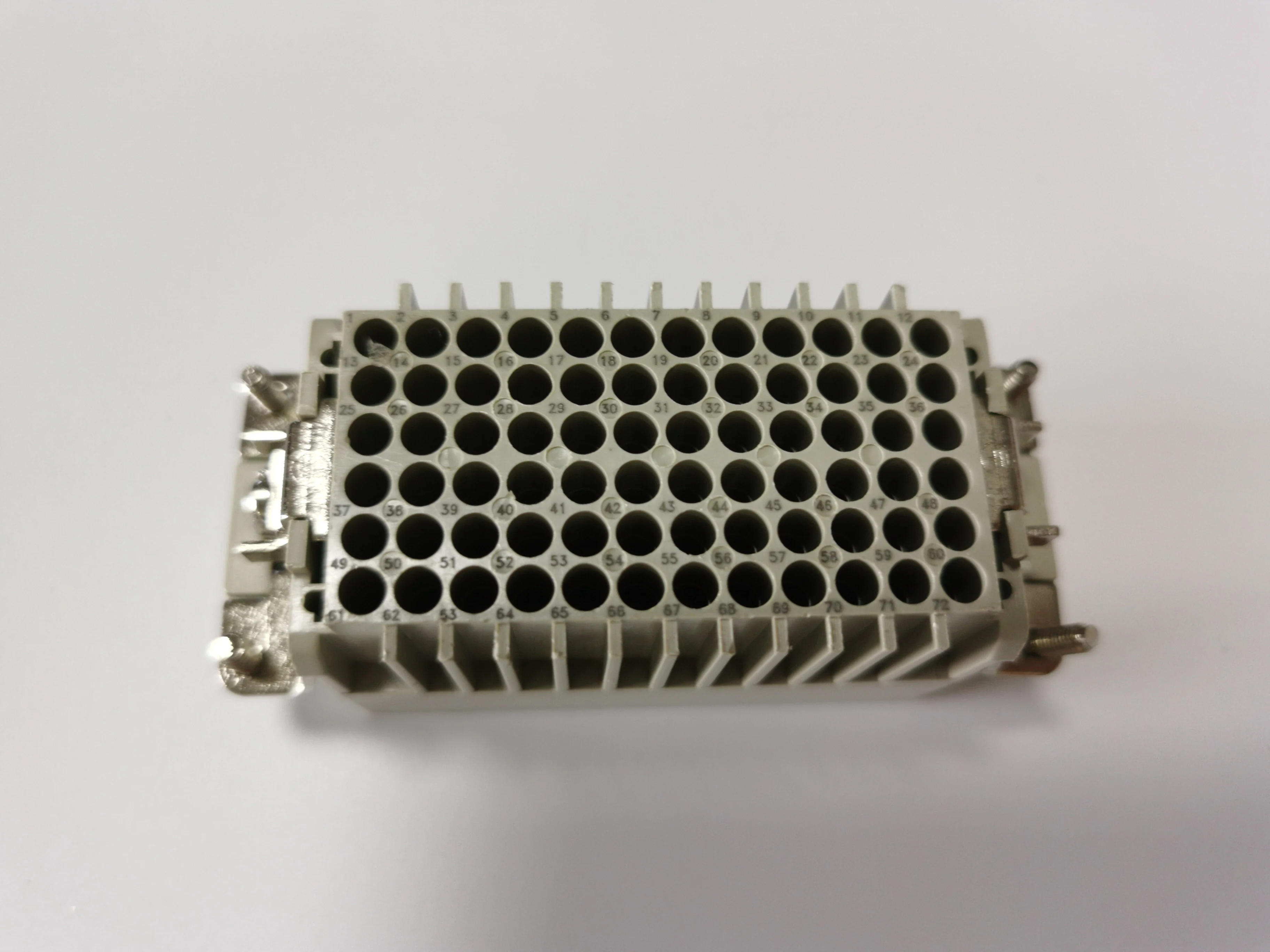 HDXBSCN موصل صناعي مستطيل للخدمة الشاقة HDC core إدراج ذكر 10A V سدادة طيران مقاومة للماء