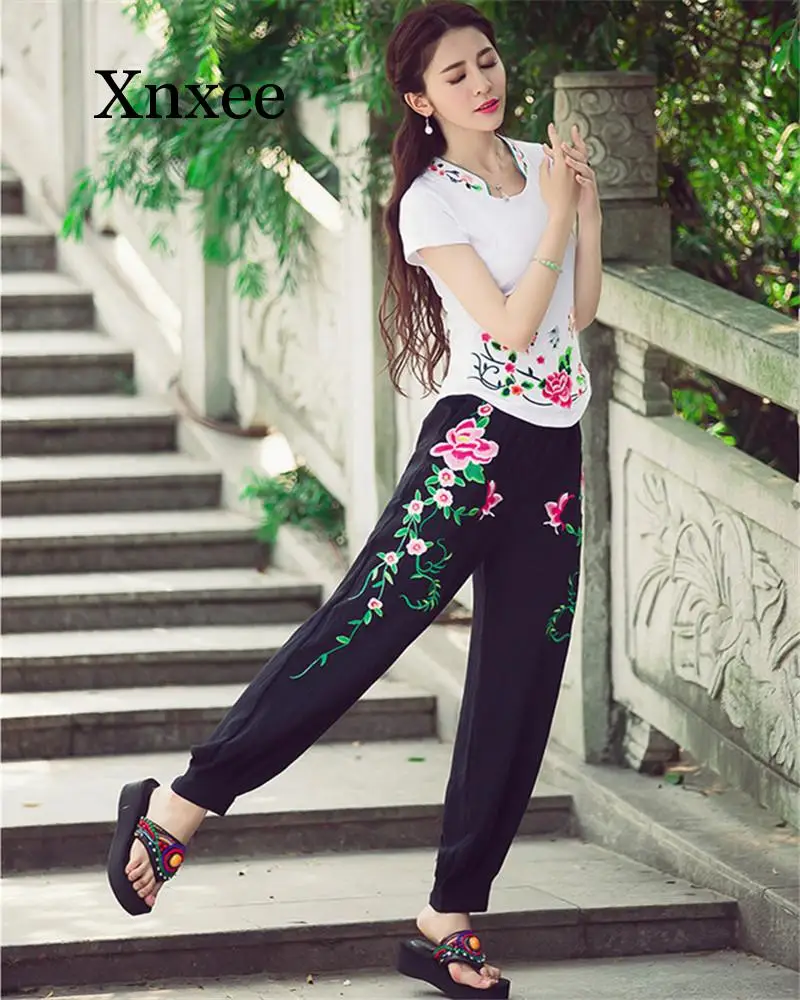 Рисунок 4 - Брюки женские с вышивкой