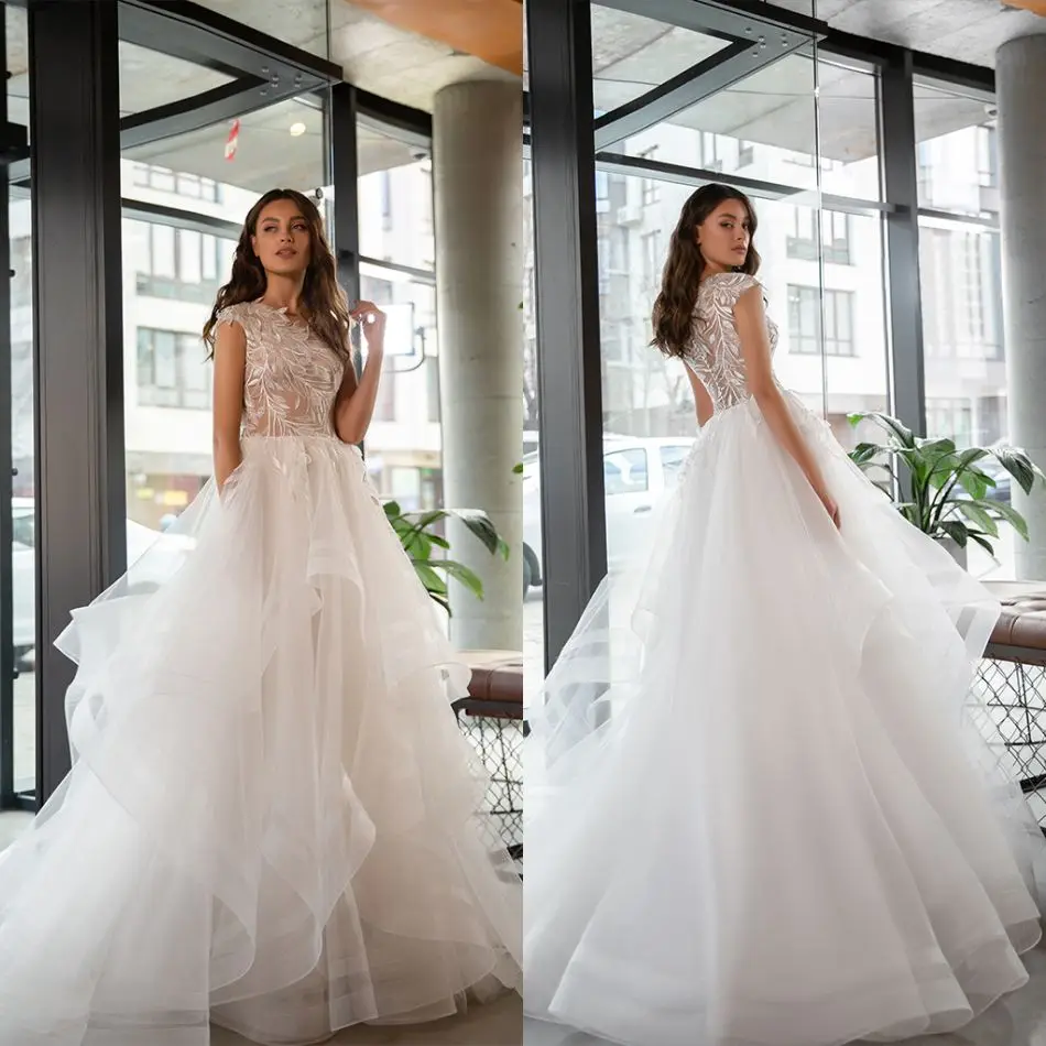 

2020 Fashion Wedding Dresses Jewel Capped Sleeves Applique Lace Bridal Gowns Custom Made Button Back Sweep Train Wedding Dress