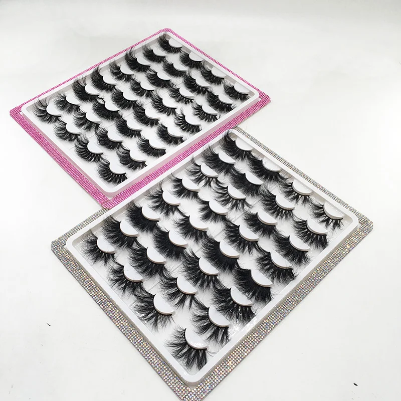 Wholesale Cruelty Free Natural 25mm 27mm 30mm Mink Eyelashes 16pairs Lash Book Diamond 3D Lashes Package In White Tray