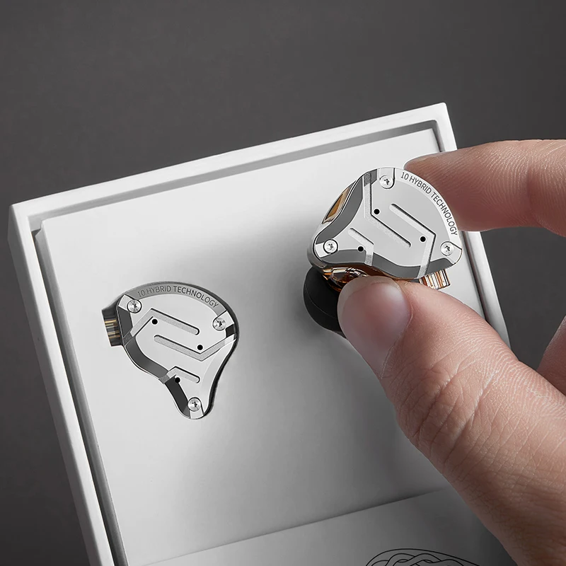 Kz-ノイズ抑制Hi-Fiヘッドフォン,10個のドライバーを備えた4baハイブリッドヘッドフォン,金属ヘッドホン,モデルzs10 pro