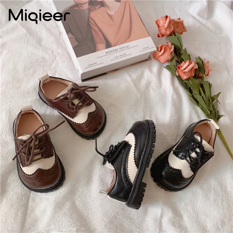 Primavera outono crianças meninos sapatos de couro do bebê meninas estilo britânico anti skid moda flor menina anel portador crianças sapatos casuais