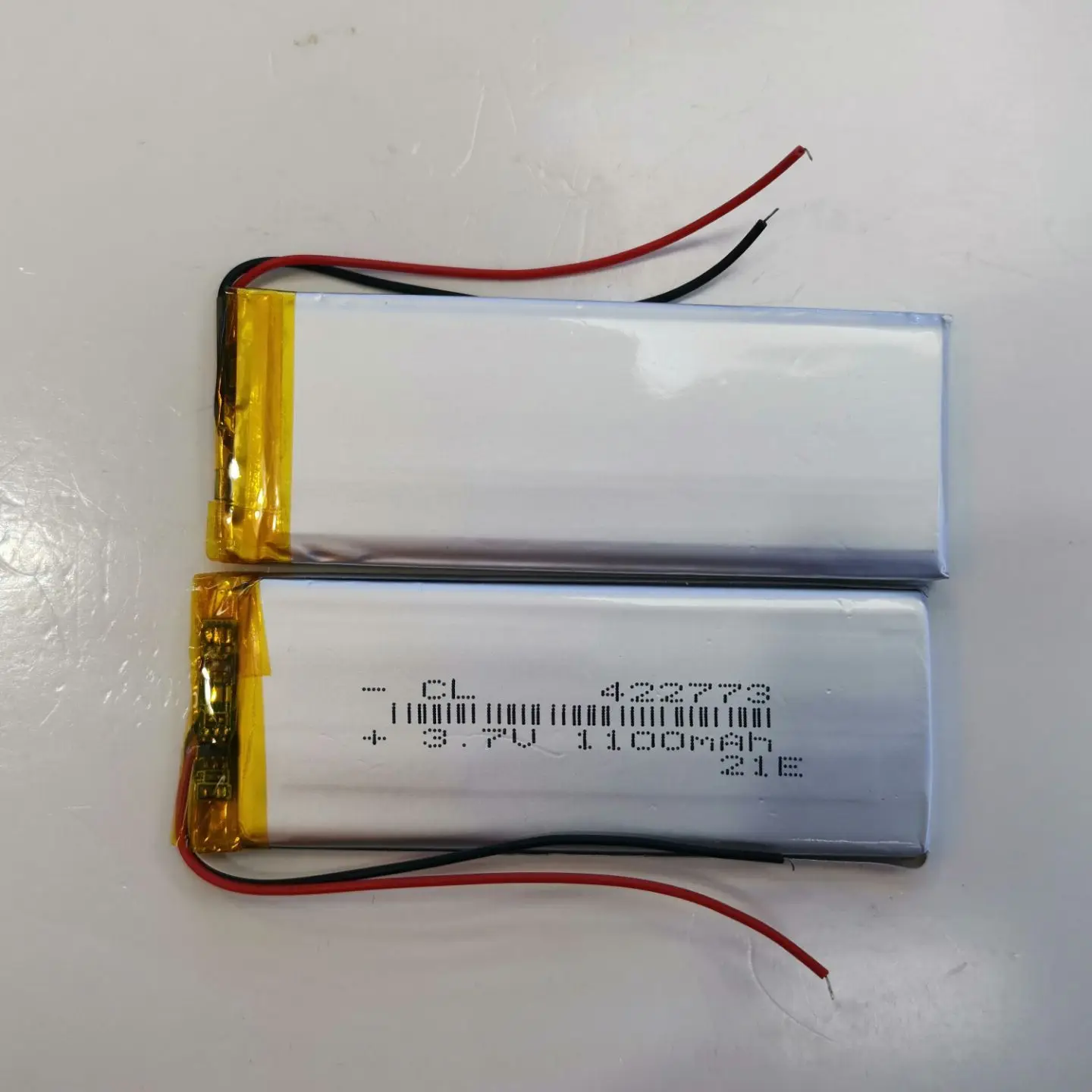 3.7 V 422773P 422773 1100mah with protection board , used for bluetooth MP3,MP4 lithium battery 1pcs/lot