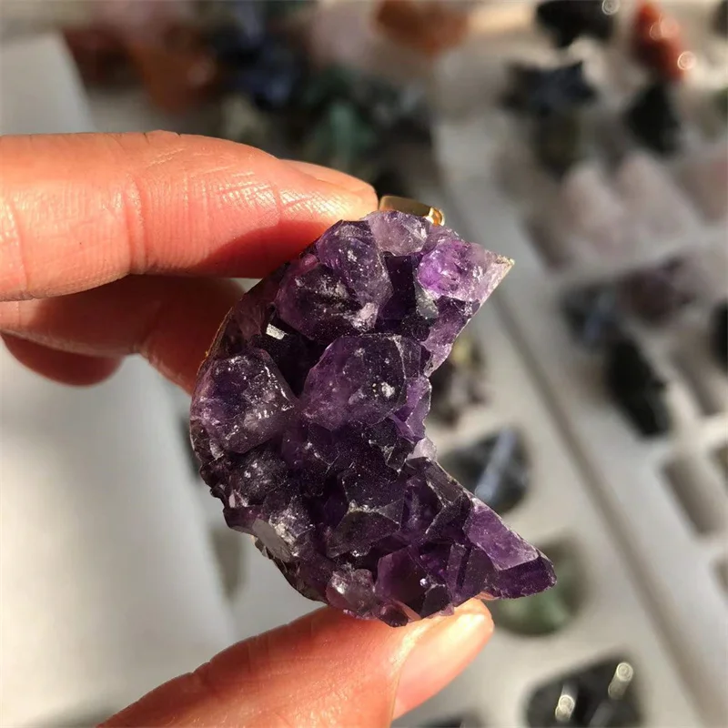 

Natural Stones Amethyst Cluster Moon Pendant Quartz Crystal Healing Reiki Gemstones Home Decoration