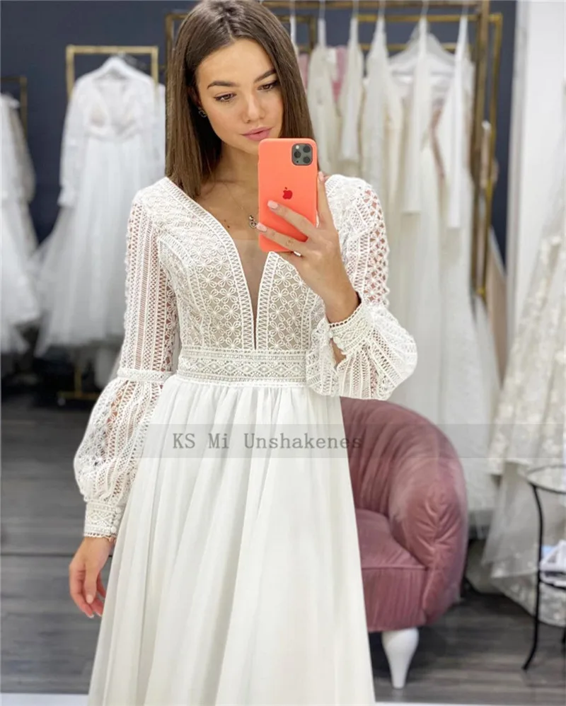 Eleganti abiti da sposa bianchi Boho 2021 Chiffon economici Plus Size abito da sposa Puff manica lunga abiti da sposa pizzo hochoeskleid