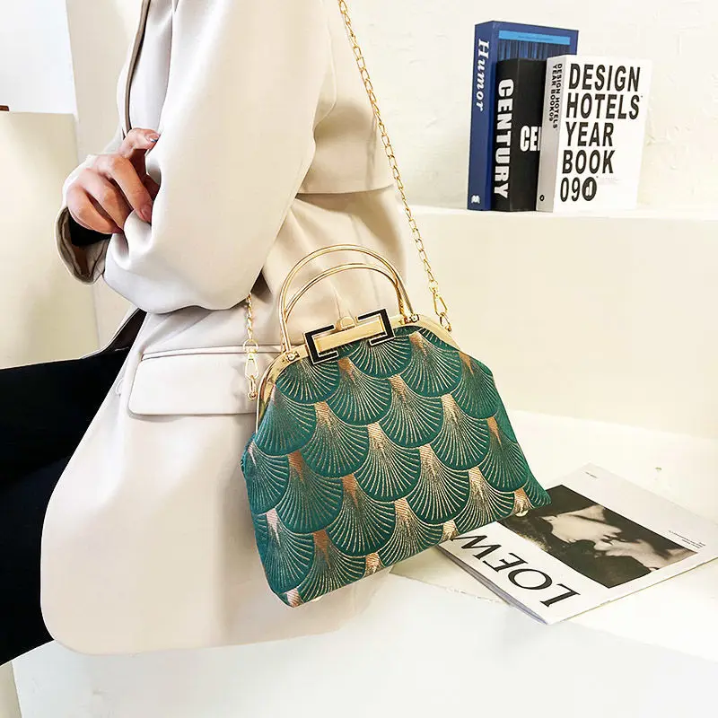 NEWEST Vintage Green Japan Style Fashion Women Bag Chic Lady Bags Shell Lock Tote Women's Handbags Purses 120CM Chain Strap