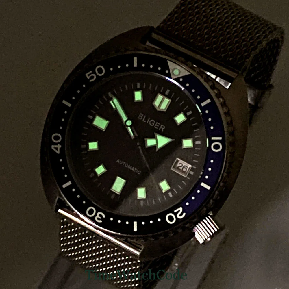 45mm Men's Watch  NH35A Automatic Movement Black Dial Sapphire Crystal Date Display Mesh Strap Green Lume Aluminum Bezel