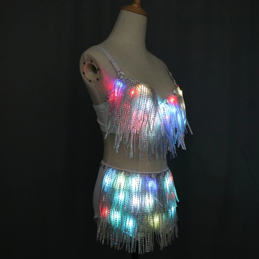 LED Clothes Glowing Bra Shorts Fashion Luminous Suits Belt Show Women Reflective Face Tasseled Bra Belly Dancer Dress Accessorie