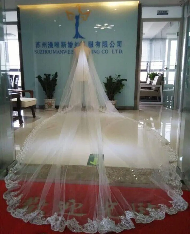 gleaming-bridal-veils-crystals-beaded-appliques-lace-edge-white-one-layer-with-comb-attached-custom-made-long-4m-wedding-veils