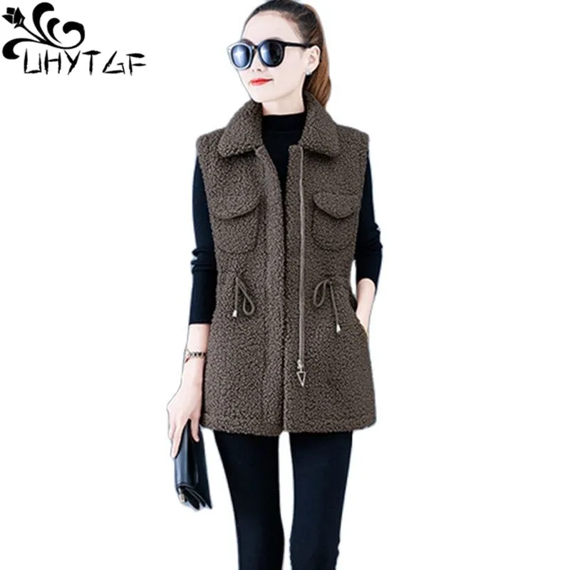 

UHYTGF Jackets For Women 2022 Lambswool Sleeveless Autumn Winter Vests Female Coat Casual Warm Loose Size Waistcoat Chaleco 1642