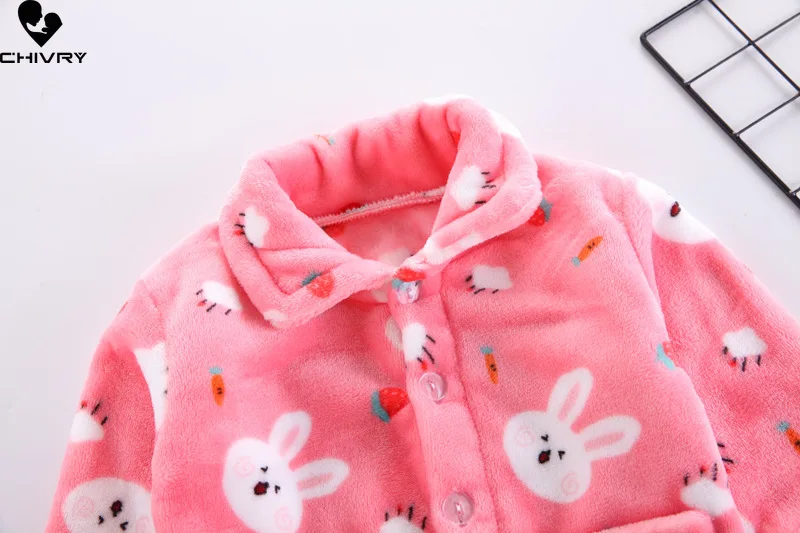 Neue Kinder Weiche Flanell Pyjama Sets Baby Jungen Mädchen Herbst Winter Verdicken Warme Hause Tragen Revers Langarm Schlaf Bekleidung sets