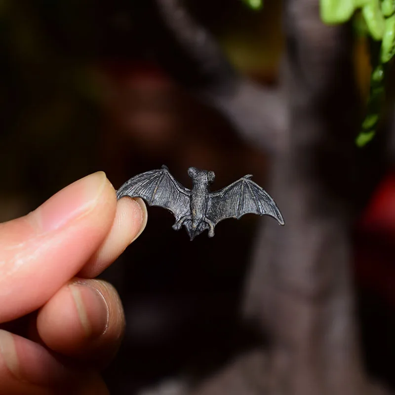 Wild Animal Mini Bat Model Ornament Simulation Black Bat Fairy Garden Miniatures Accessories Decor Action Figures Figurine Toys