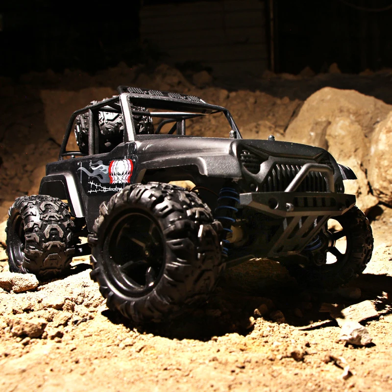 Carro elétrico de corrida infantil sem escova, 60 km/h 1/18, 2.4g, à prova d'água, 4wd, cross-country, carro de controle remoto para presente