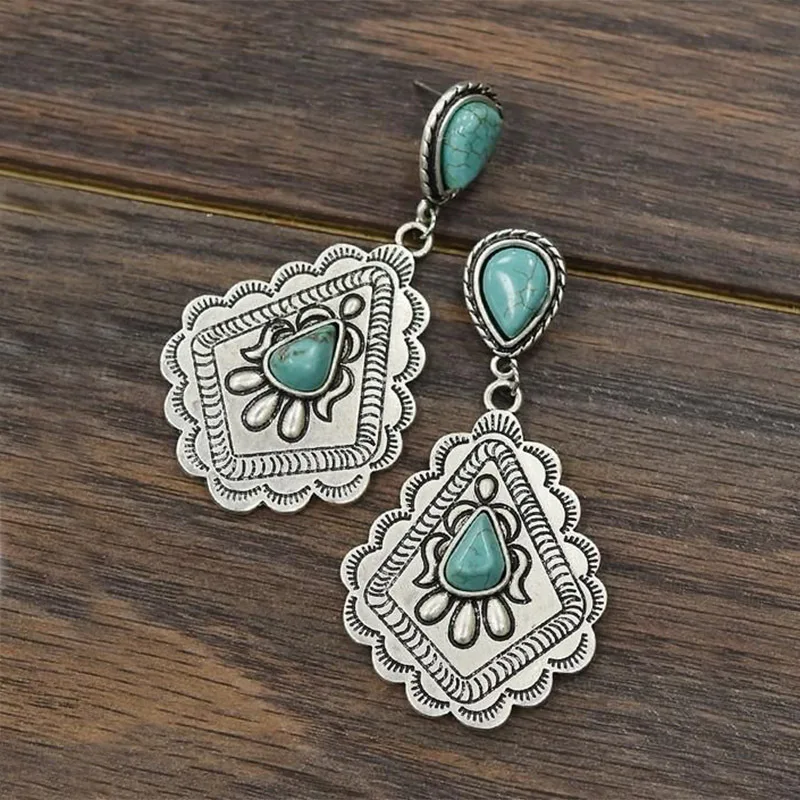 2021 Wholesale New Retro Diamond-shaped Turquoise Eyelash Earrings Personalized Bohemian Earrings Jewelry for Women