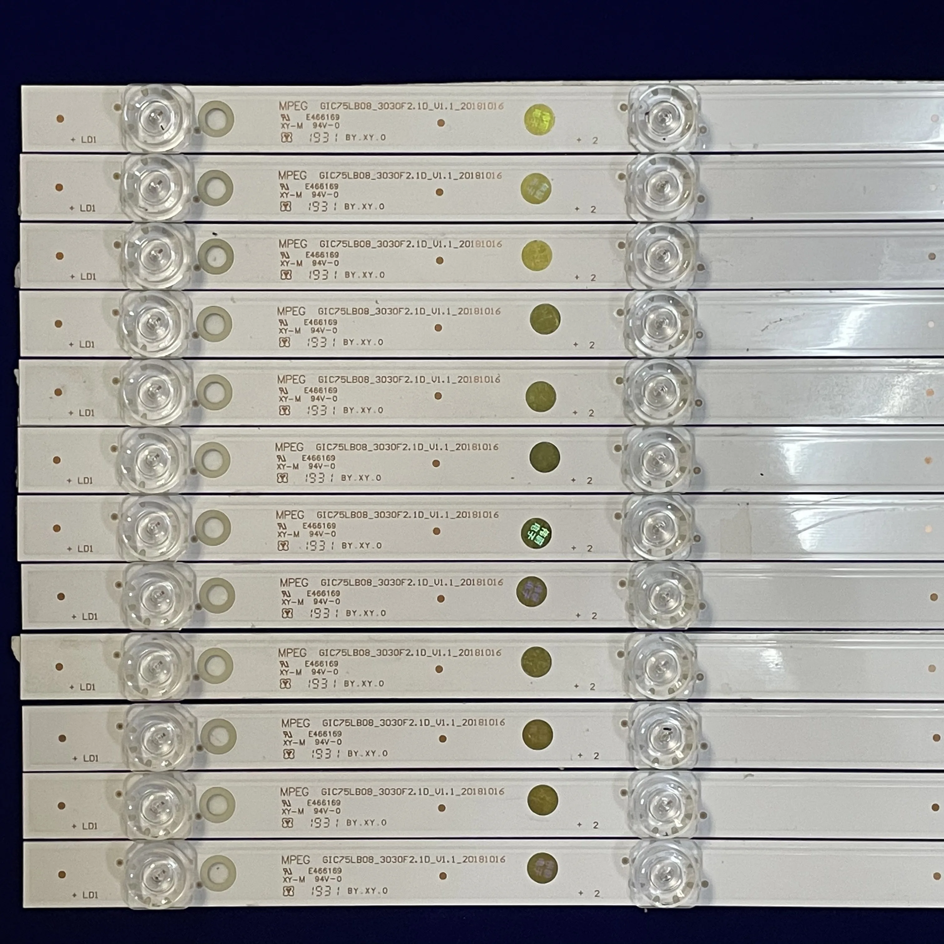 12PCS 3VLED Strip GIC75LB08 3030F2.1D 4C-LB7507-ZM03J ZM05J 75S421CA 75S423CA 75S425LACA 75V2 75D6 75EP660X1 75U6800C LVU750NDBL