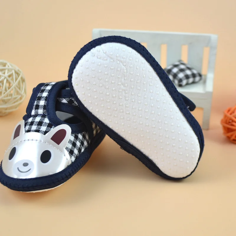 Cartoon Baby Booties Girl Boy miękka podeszwa antypoślizgowe buty buty dla małego dziecka Scarpe Bambino Baby Schoenen buty dla noworodka buciki