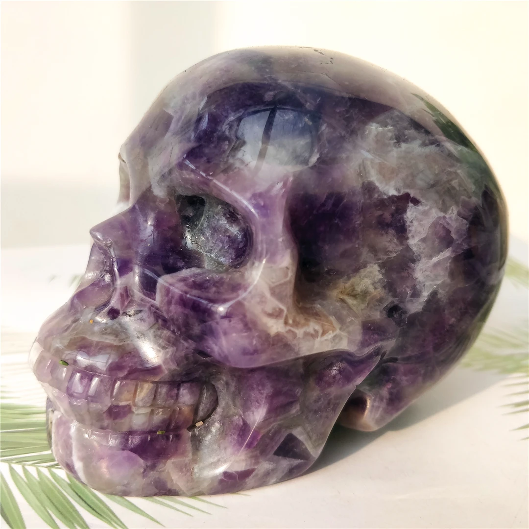 Approximate 1KG Natural Dream Amethyst Skull Hand Carved Crystal Crafts Witchcraft Stone Ornaments