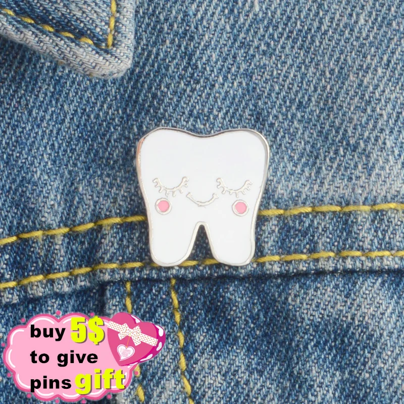 White Cartoon Smile Teeth Custom Enamel Brooche Cute Funny Medical Jewelry Accessories Kids Gifts Knapsack T-shirt Pin Wholesale