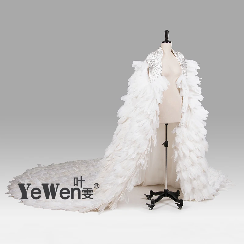 Ivory Wedding Wraps Elegant Beading Crystal Wedding Bolero Feather Wedding Jacket Wedding Accessories Vestido De Noiva 8014