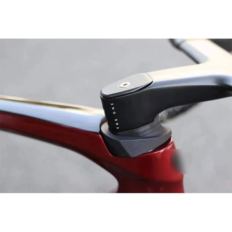 New The One Pro Road Bike Carbon Handlebar Integrated Internal wiring Bicycle Breaking wind Madone/Emonda Bicycle Handlebars