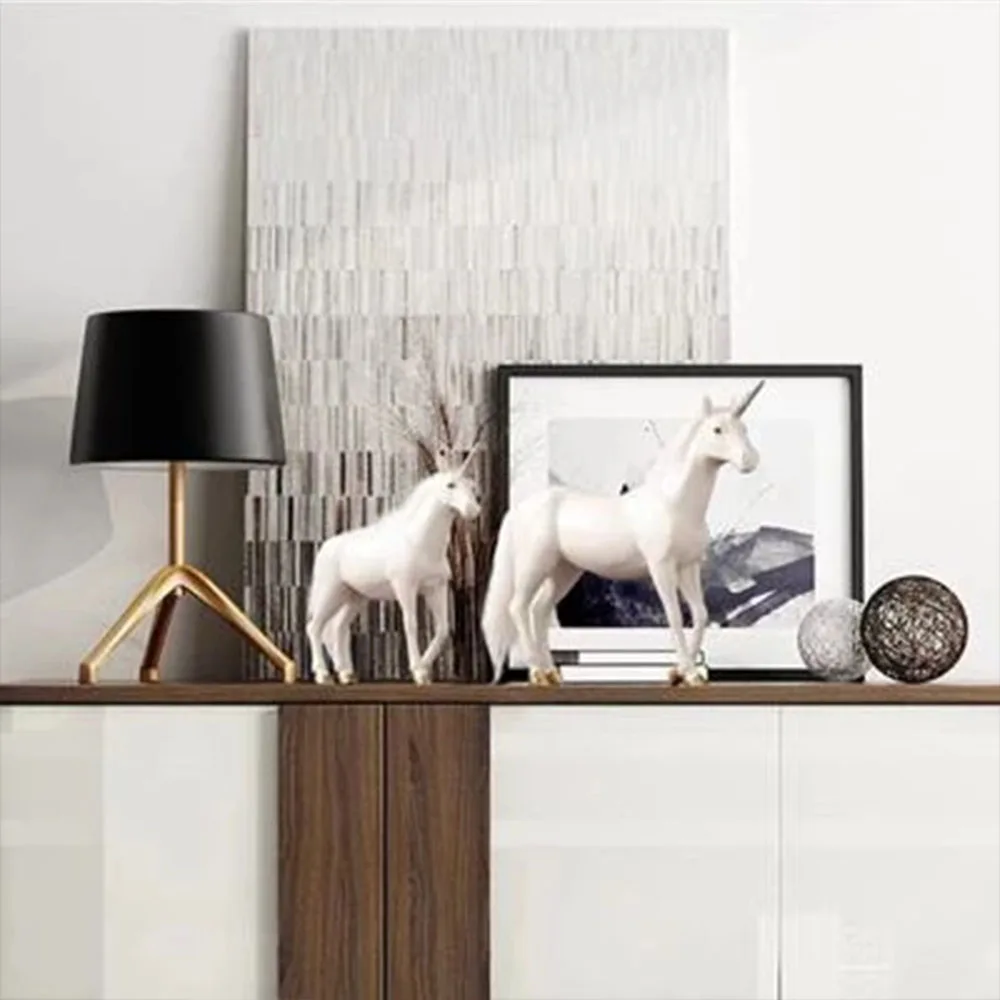 European creative unicorn ornaments resin crafts light luxury living room TV cabinet wine cabinet entrance home decorations