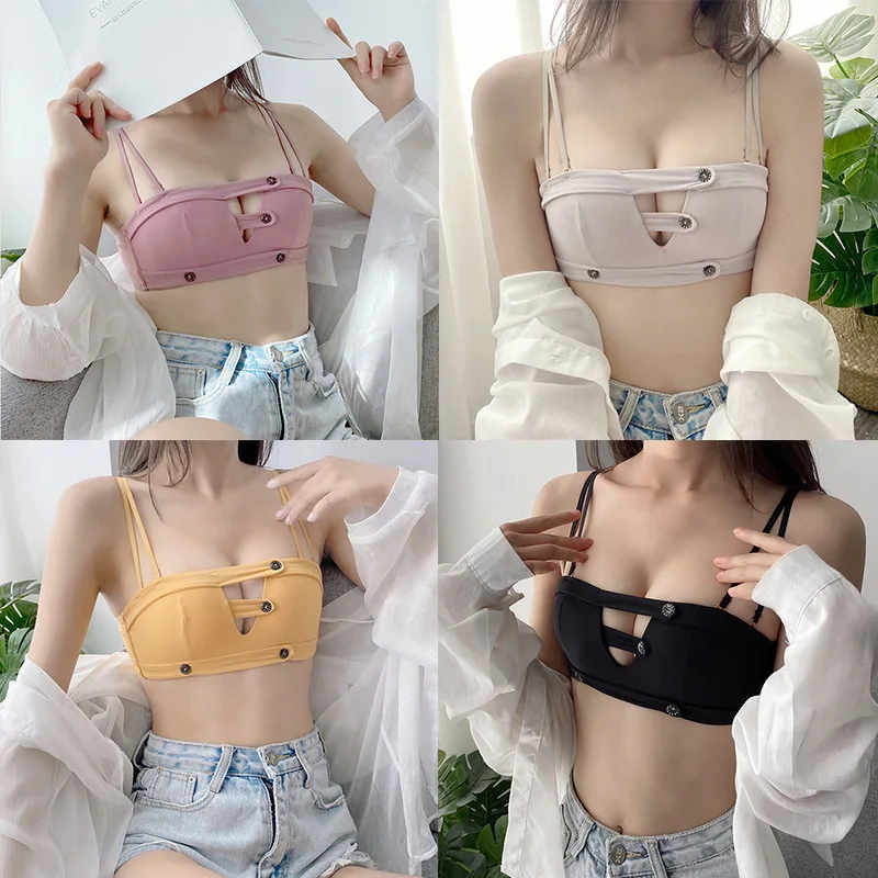 

Gather and adjust the type to close up the accessory breast to hold up the girl's bra without mark and steel ring sexy bra