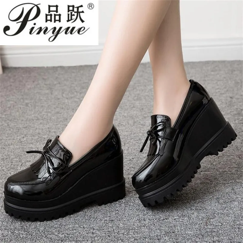 Spring Flat Platform Shoes Women\'s Oxfords Shoes Shallow Casual Solid Height Increasing Brogue Shoe Women Creepers