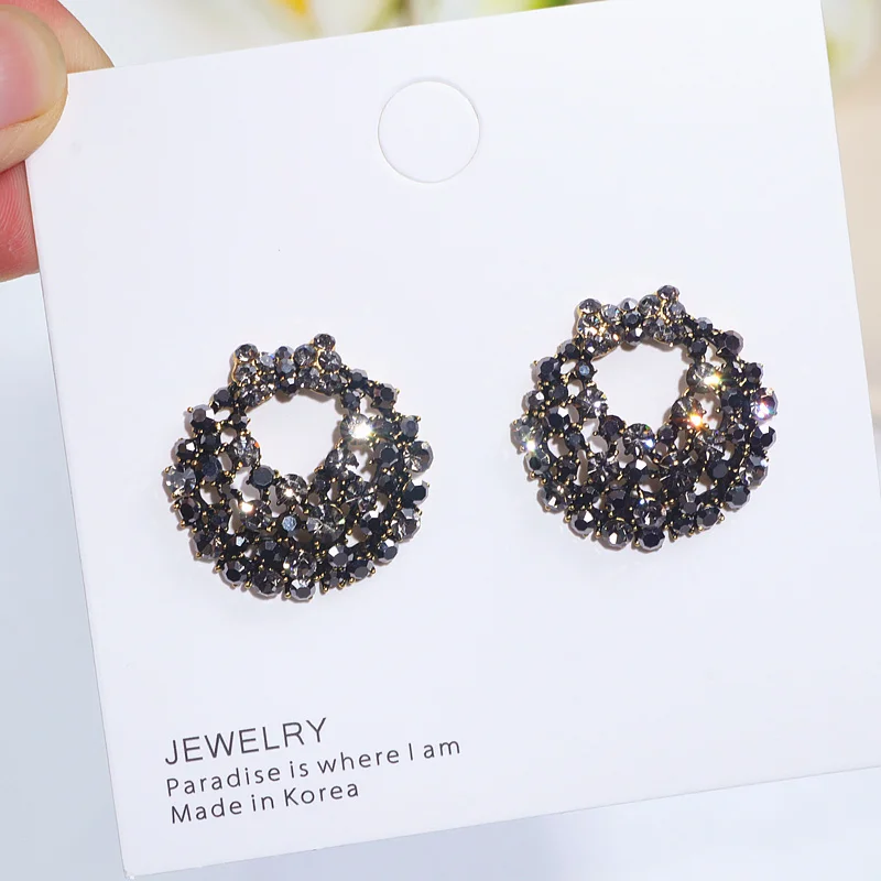 Trendy Charm Crystal Big Bowknot Earrings for Women Elegant Sparkling Black Rhinestone Stud Earring Fashion Jewelry Accessorie