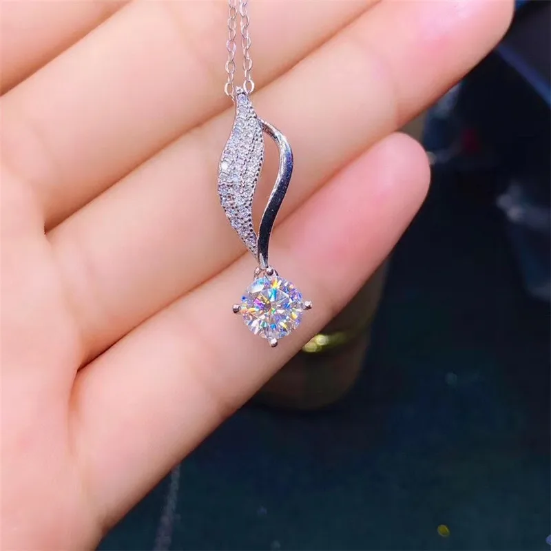 Moissanite Pendant 1CT 6.5MM VVS Lab Diamond Necklace Real 925 Sterling Silver Fine Jewelry for Women Wedding Anniversary Gift