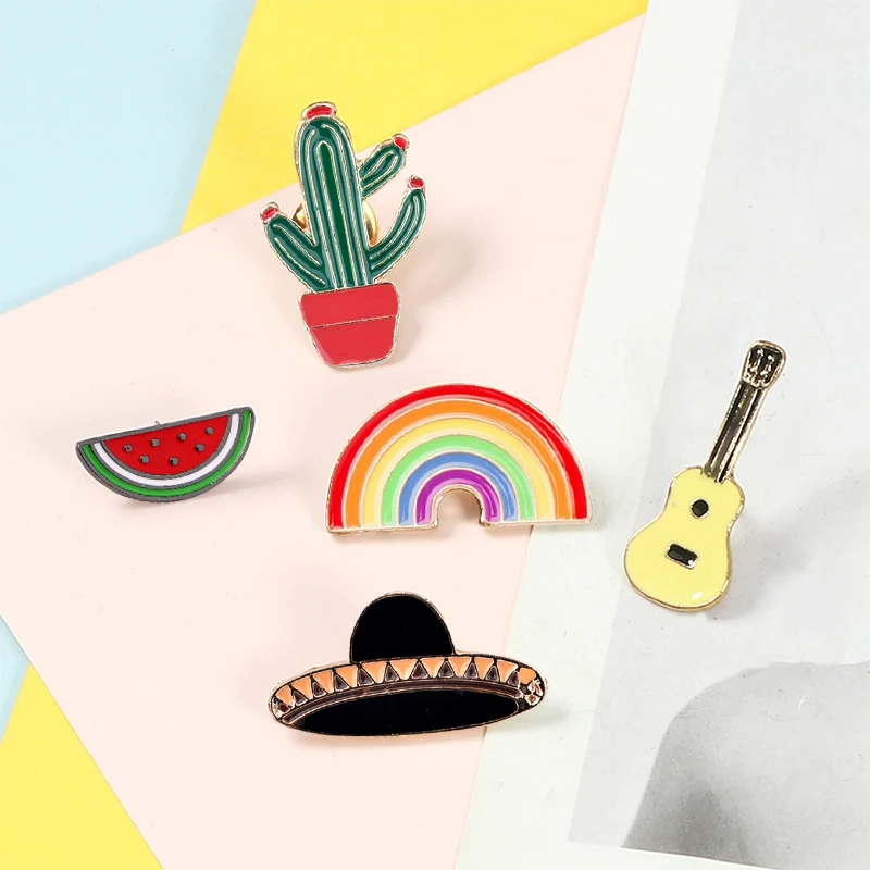 Cartoon Pride Rainbow Cactus uccello spille distintivo smalto Pin s chitarra Pin eapple occhiali da sole cappello spilla s Denim Pin gioielli regalo