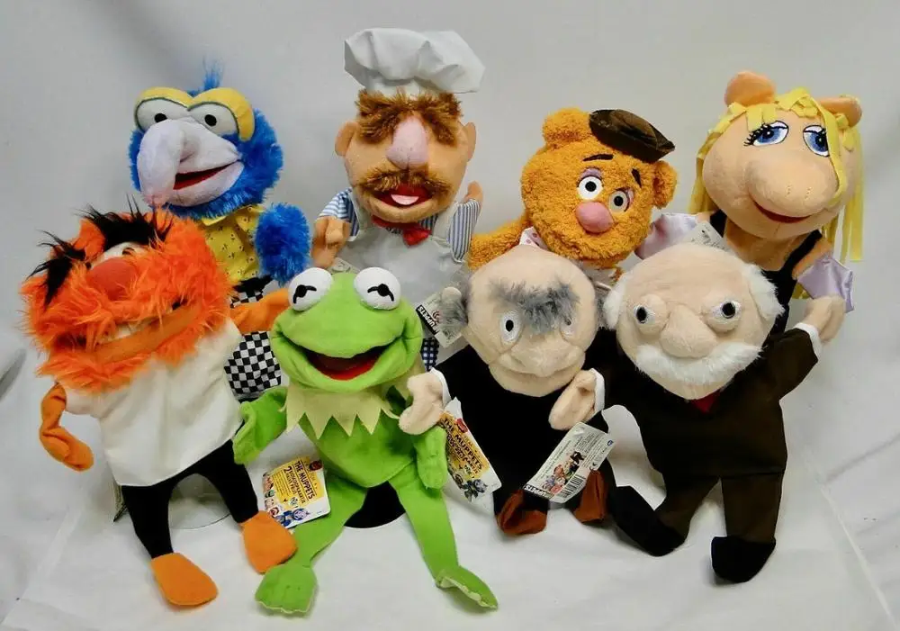 Disney The Muppets Puppet Kermit Frog Fozzie Bear Swedish Chef Miss Piggy Gonzo Old man Plush toy Gift  9 Styles