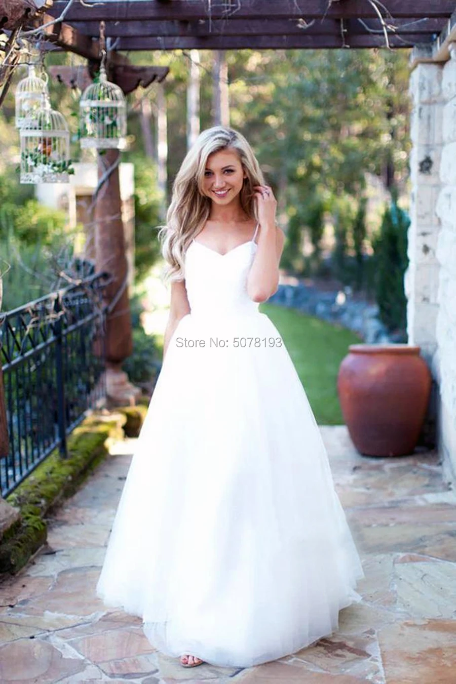 

9304 Elegant White V-Neck Spaghetti-Straps Natural A-Line Floor-Length Tulle Wedding Dress/Bridal Gowns Free Shipping