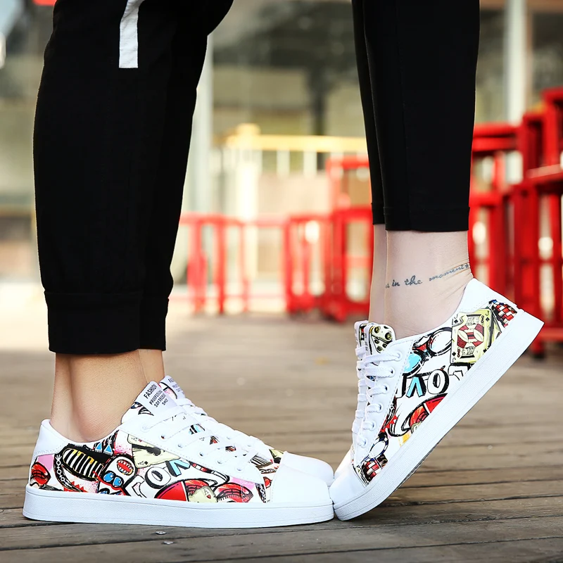 Fashion Trends Casual Shoes For Men Printing Leather 2023 New Unisex Flats Blue Large Sneakers Student Daily Footwear Spring
