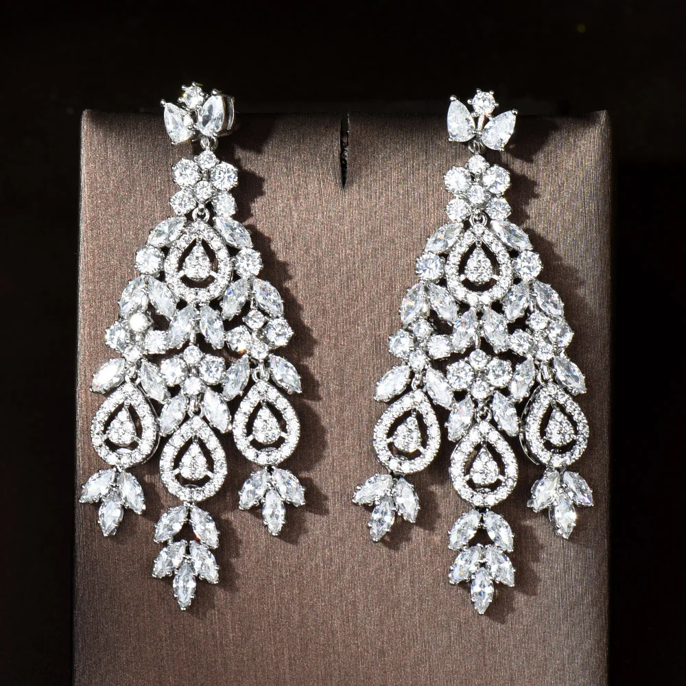 

HIBRIDE Sparkling Cubic Zirconia Pave Silver Color Leaf Design Water Drop Wedding Earrings for Women Party Dress Jewelry E-1047