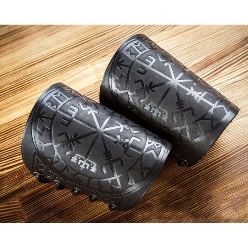 

1 Pair Nordic Viking Vegvisir Embossed Arm Bracers Medieval PU Leather Arm Guards Viking Leather Bracers Cosplay Jewelry