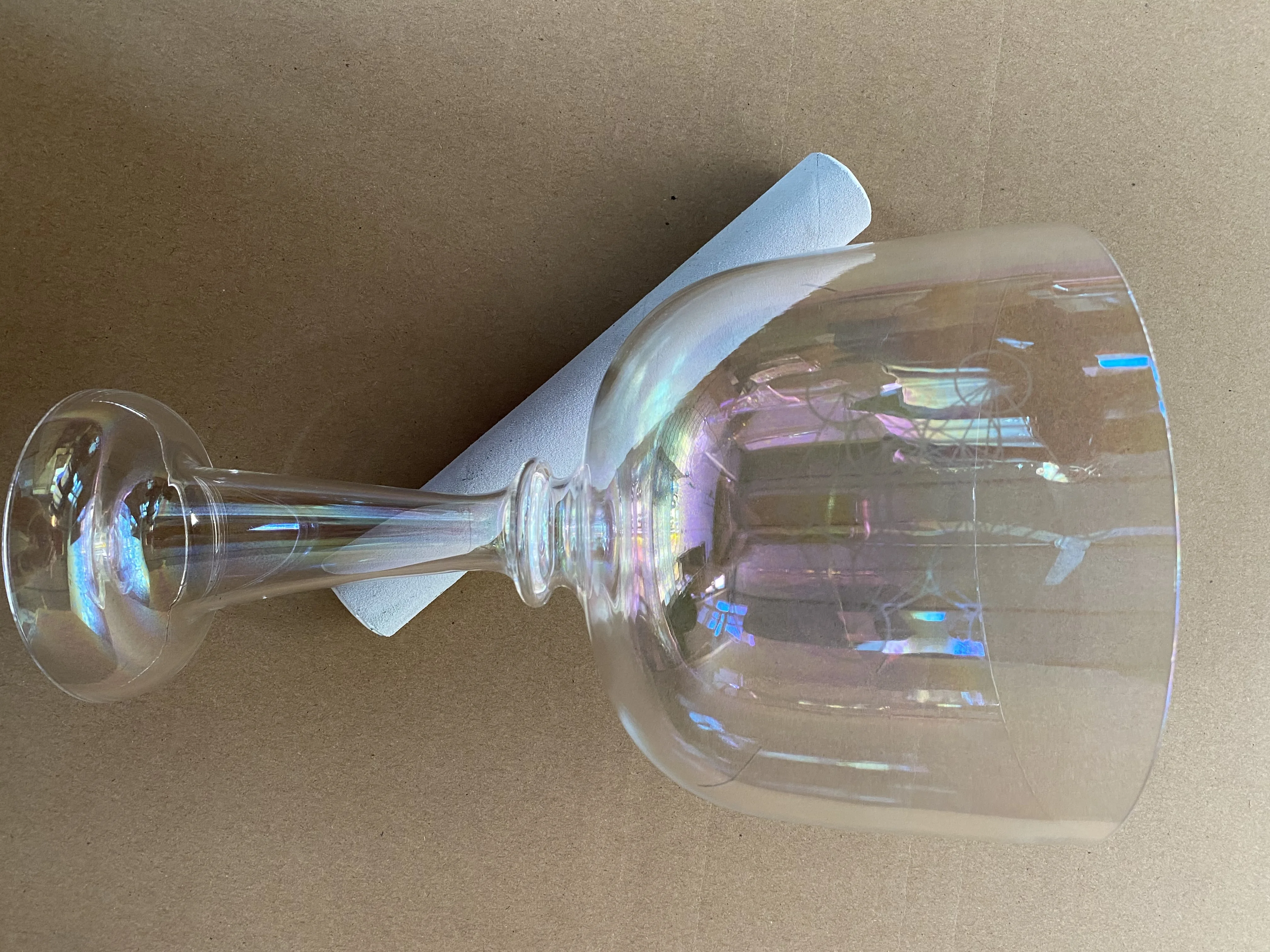 

4-я октава, идеальная нота C 432 Гц, корневая чакра или C # Кристаллическая поющая чаша для сексуальной чакры, около 6,5 дюймов, волшебные радужные цвета.